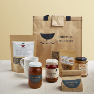 bolsa de papel con productos artesanales